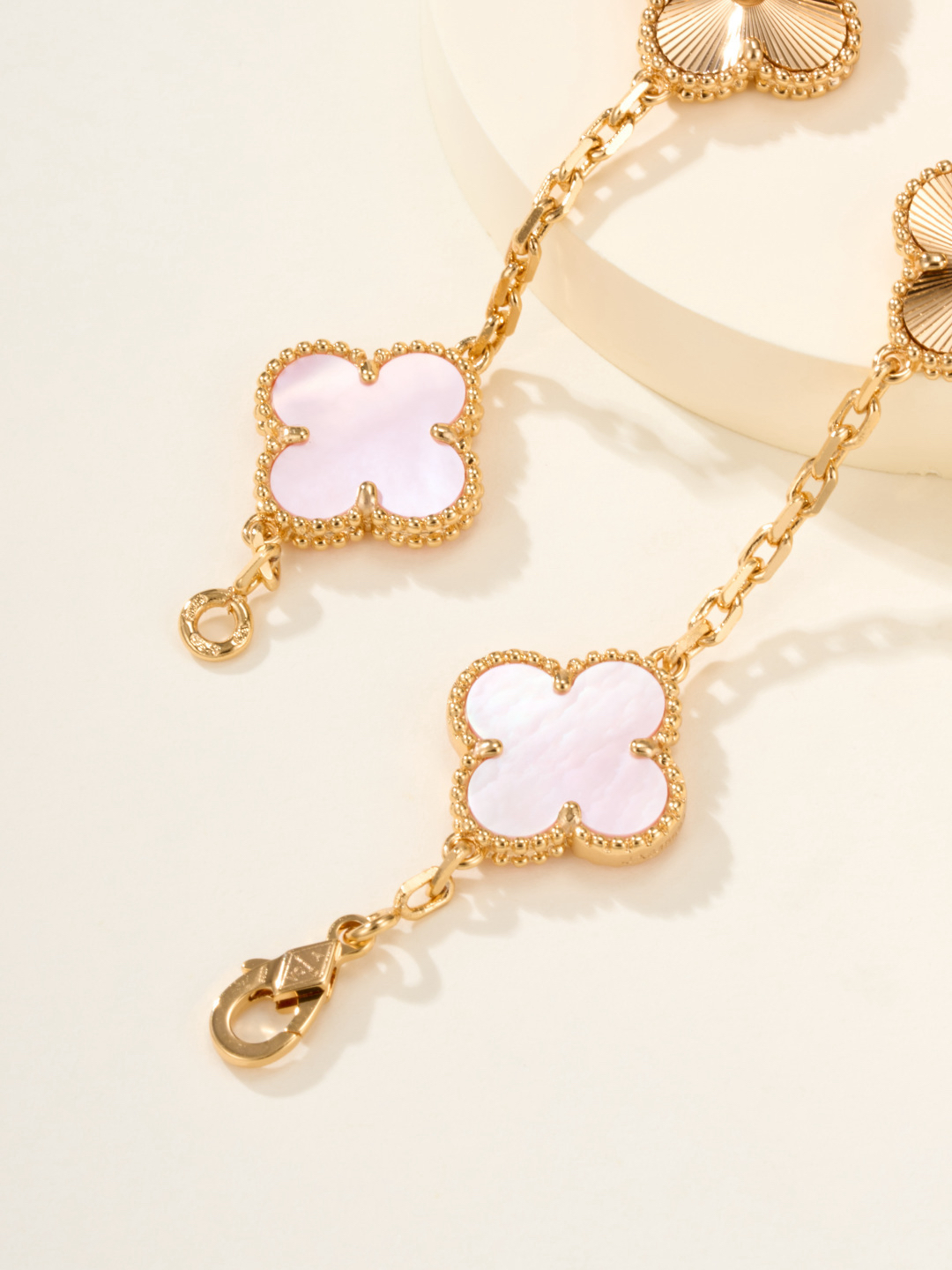 Van Cleef & Arpels Bracelet-83