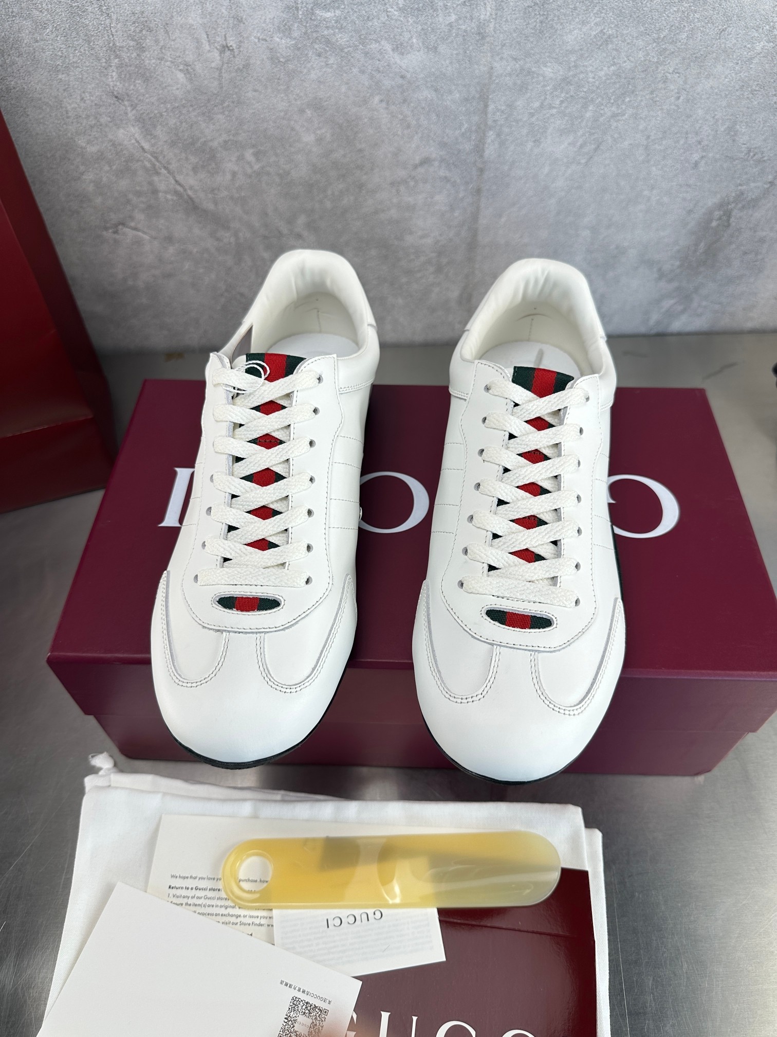 Gucci Sneakers-187