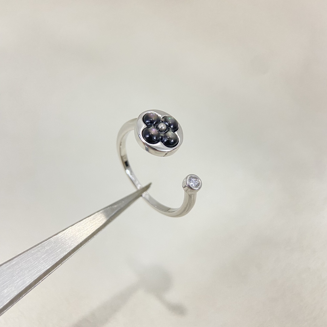 LV ring-12