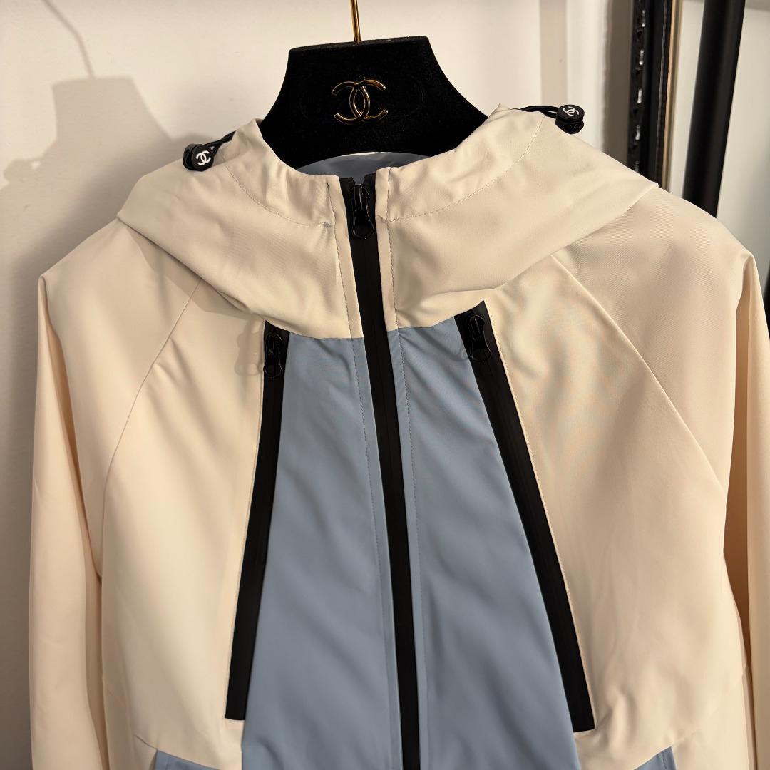 Chanel Clothing-209