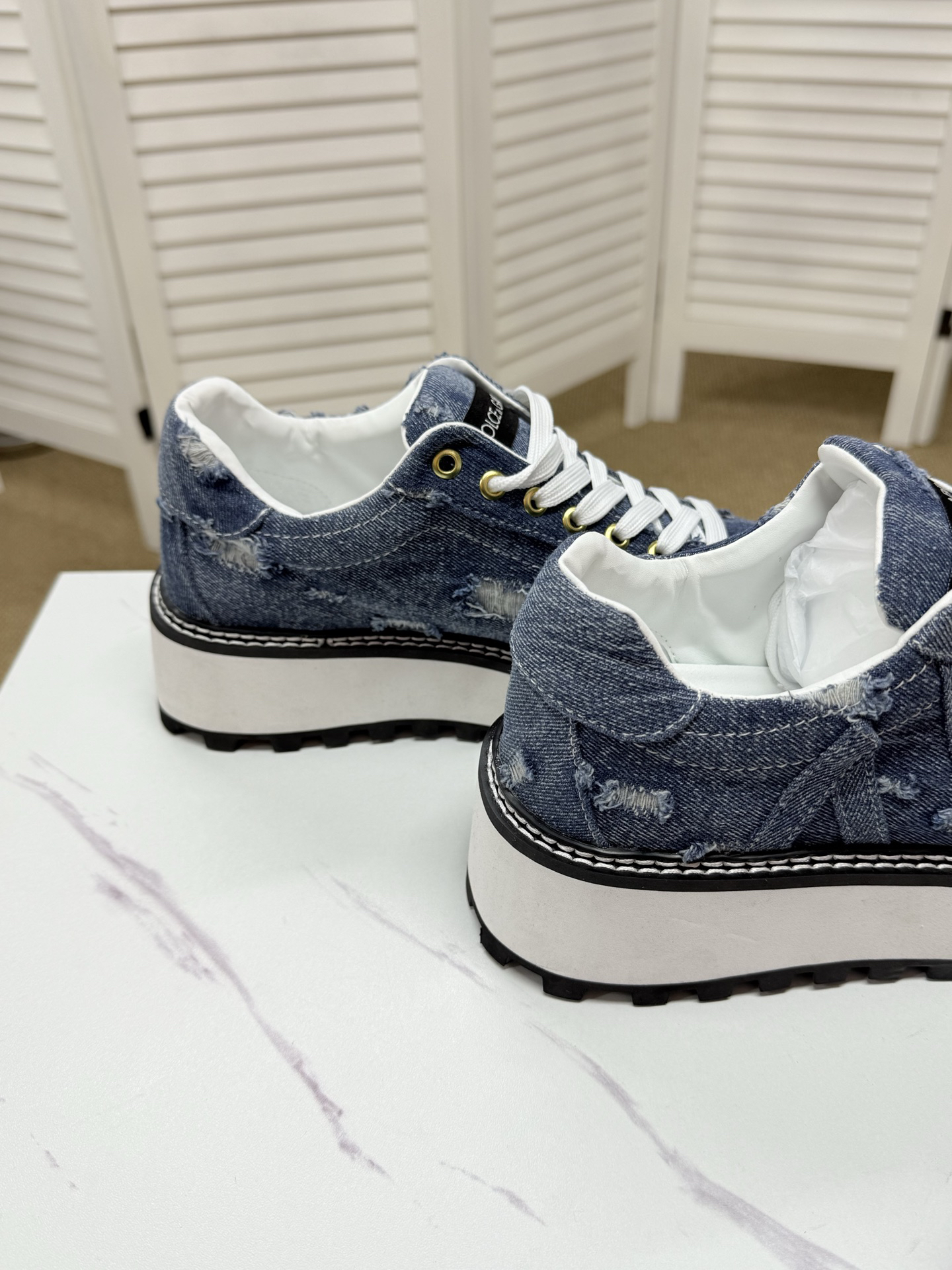 D&G Sneakers-89