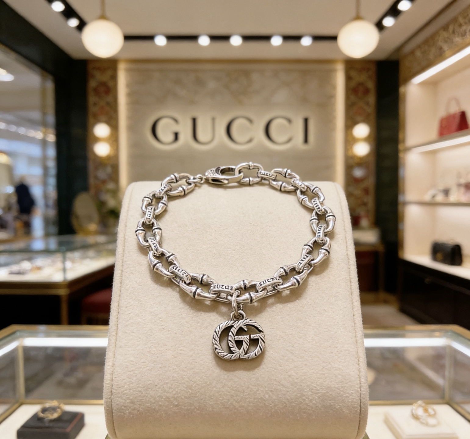 Gucci Bracelet-44
