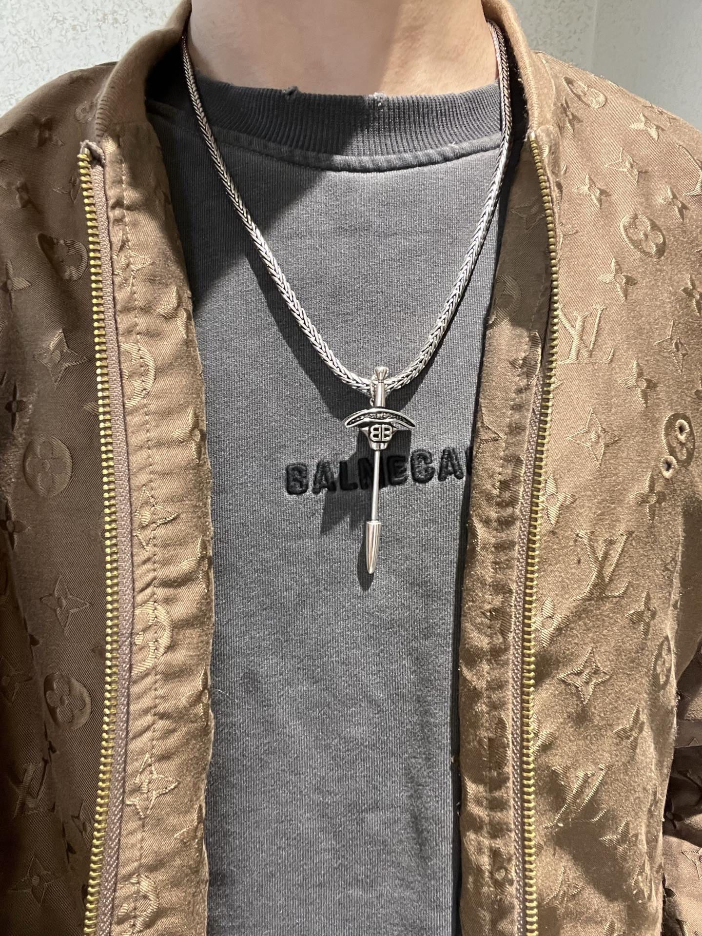 Balenciaga necklace-39