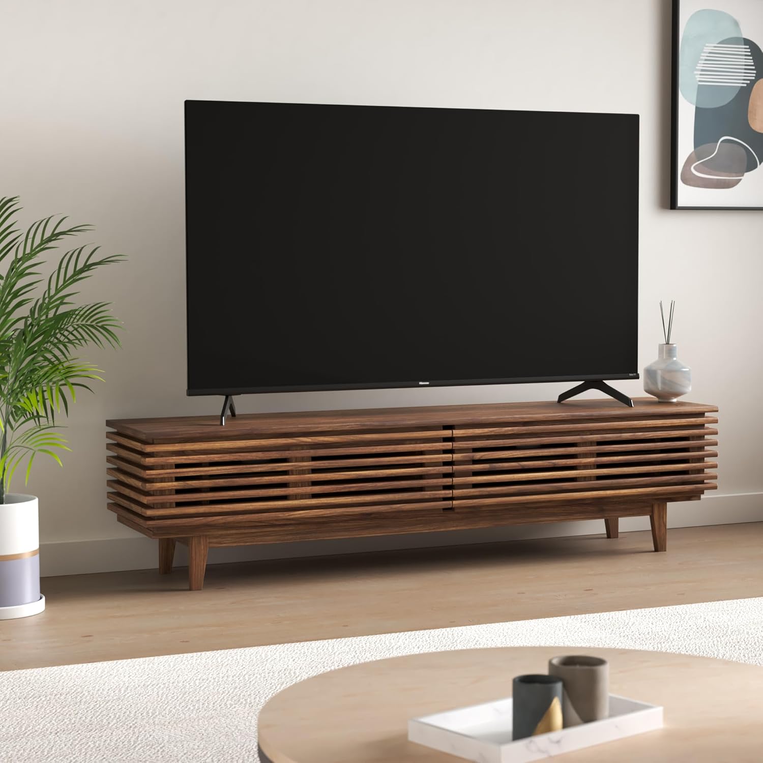 Hisense 65-Inch Class R6 Series 4K UHD Smart Roku TV with Alexa Compatibility, Dolby Vision HDR, DTS Studio Sound, Game Mode (65R6G),Black