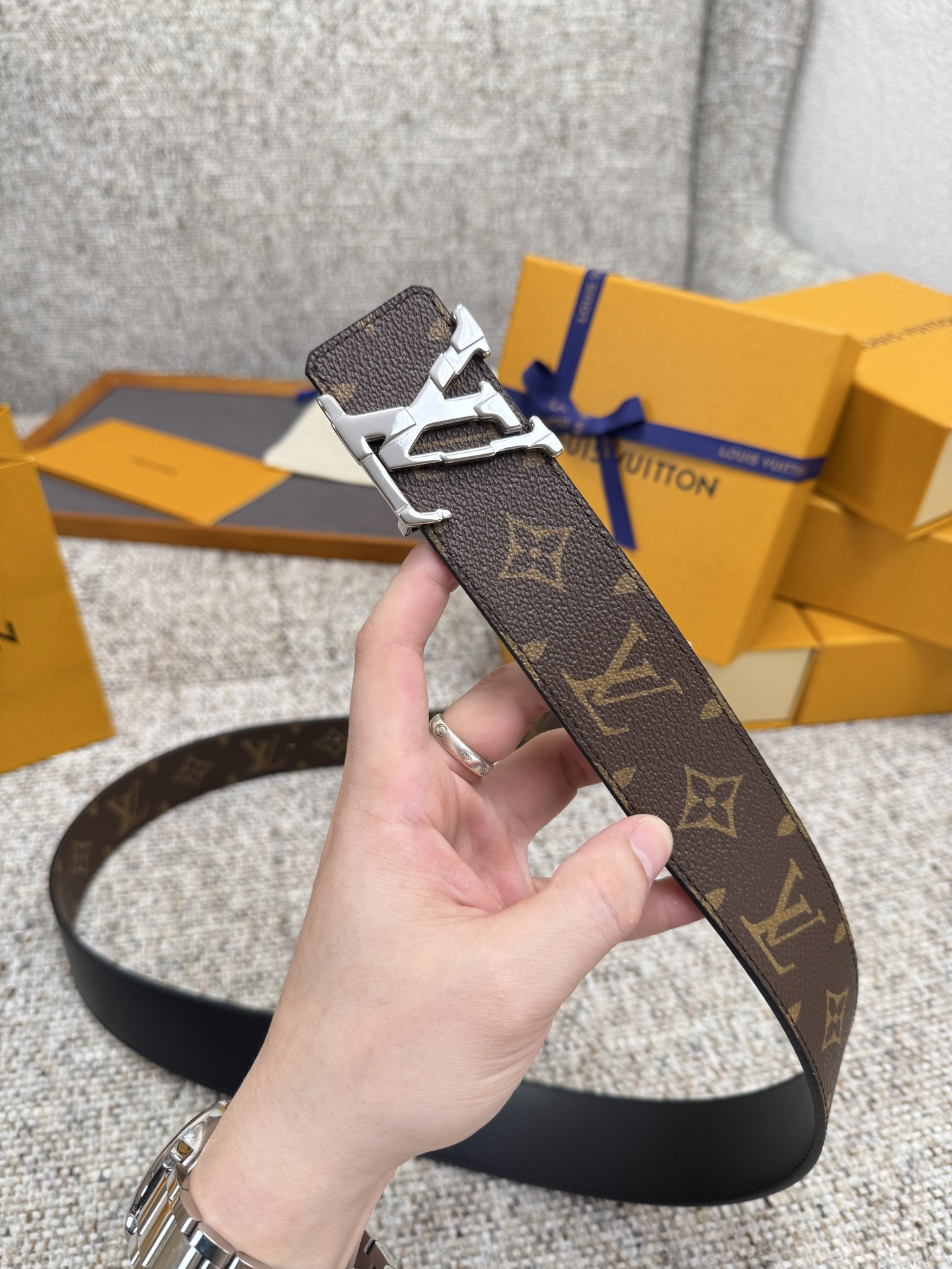 Lv belt-62