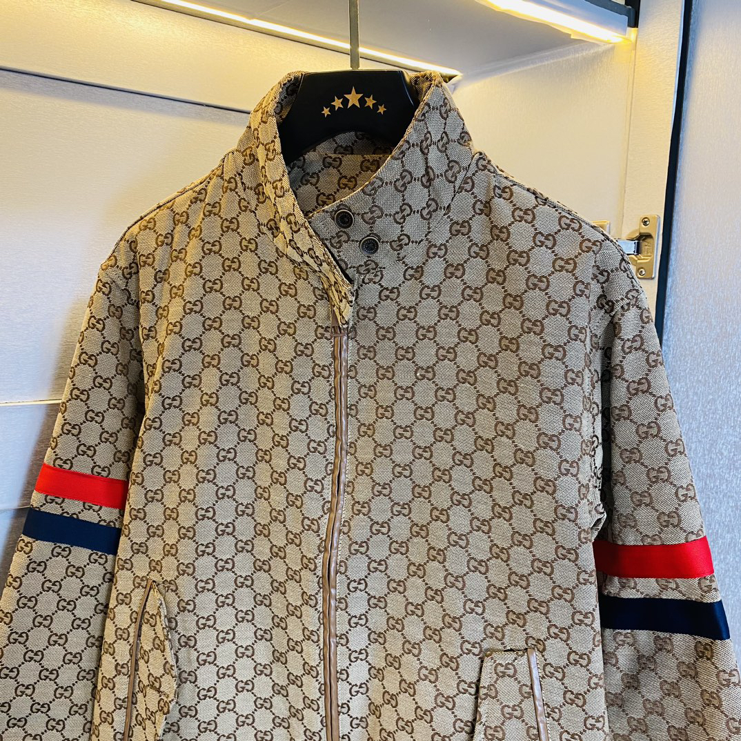 Gucci Clothing-281