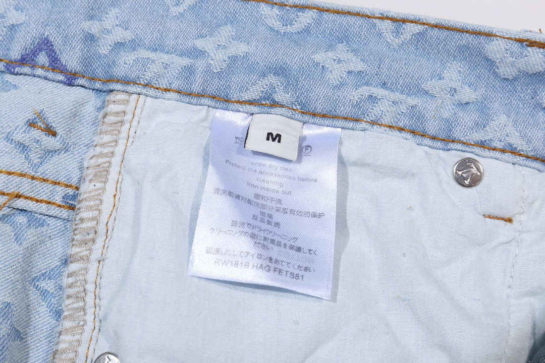 LV clothing-92