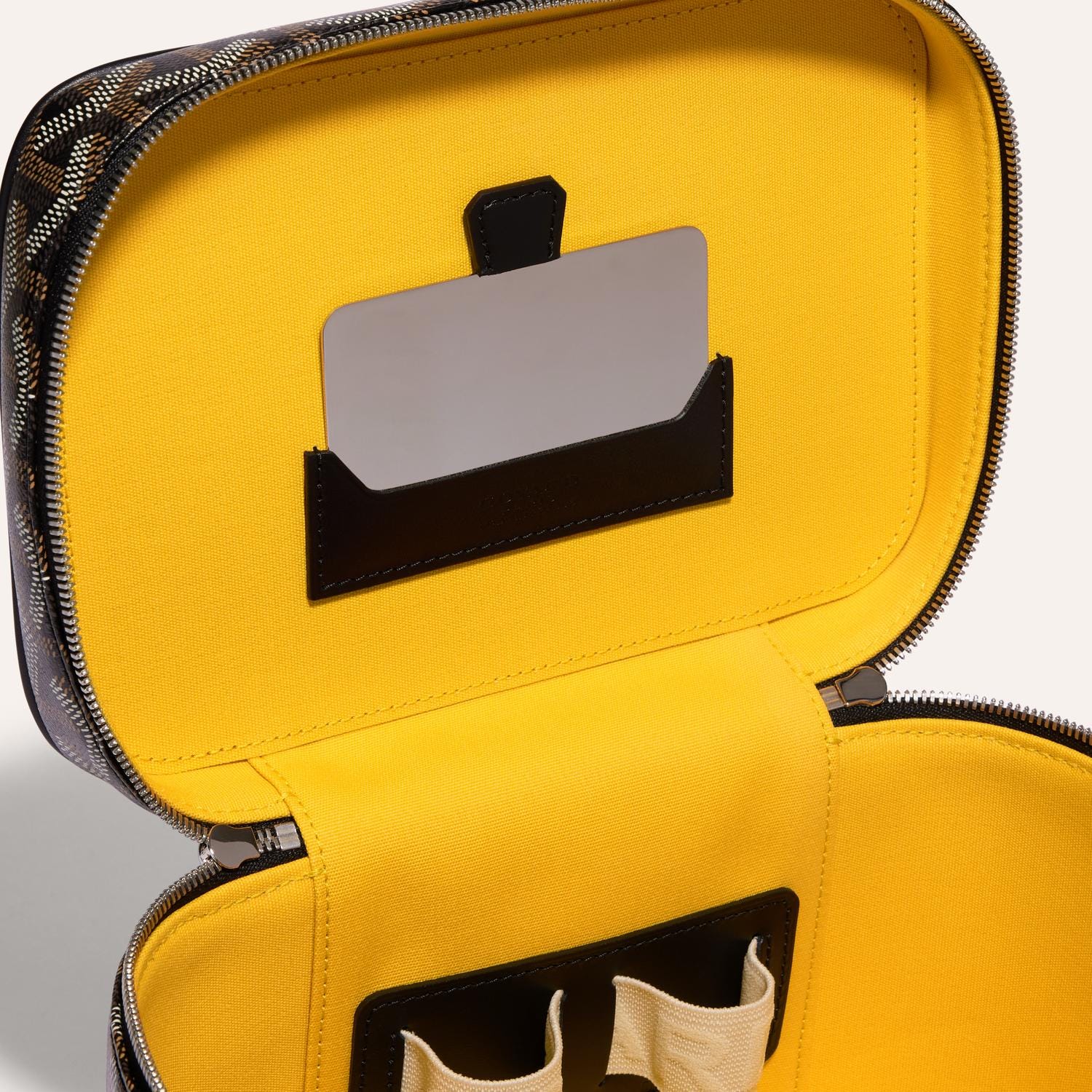 Muse Vanity Case