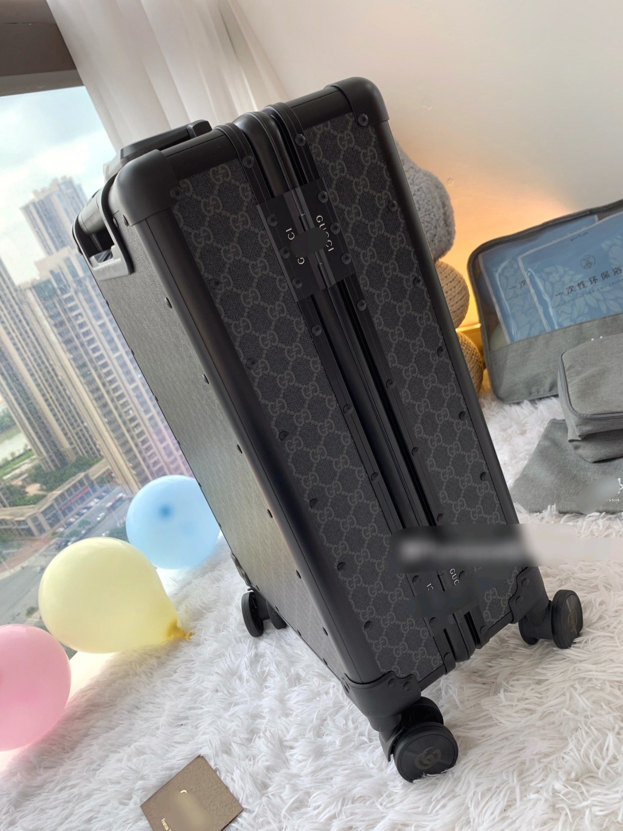 Gucci luggage-26