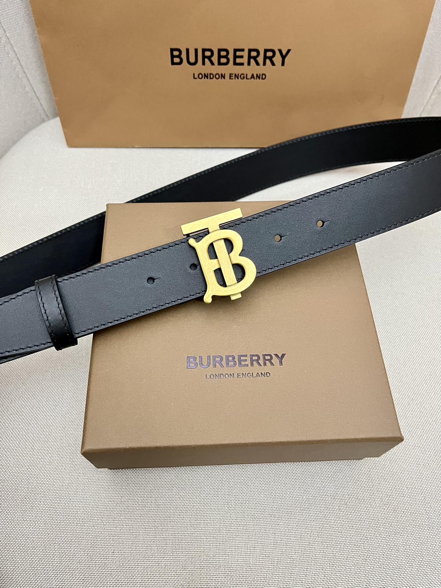 Burberry belt-96