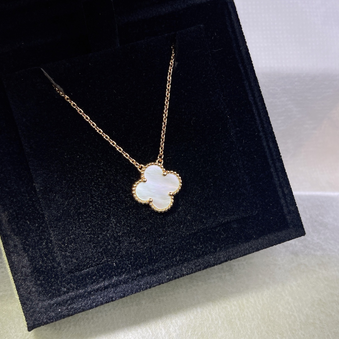 Van Cleef & Arpels necklace-34