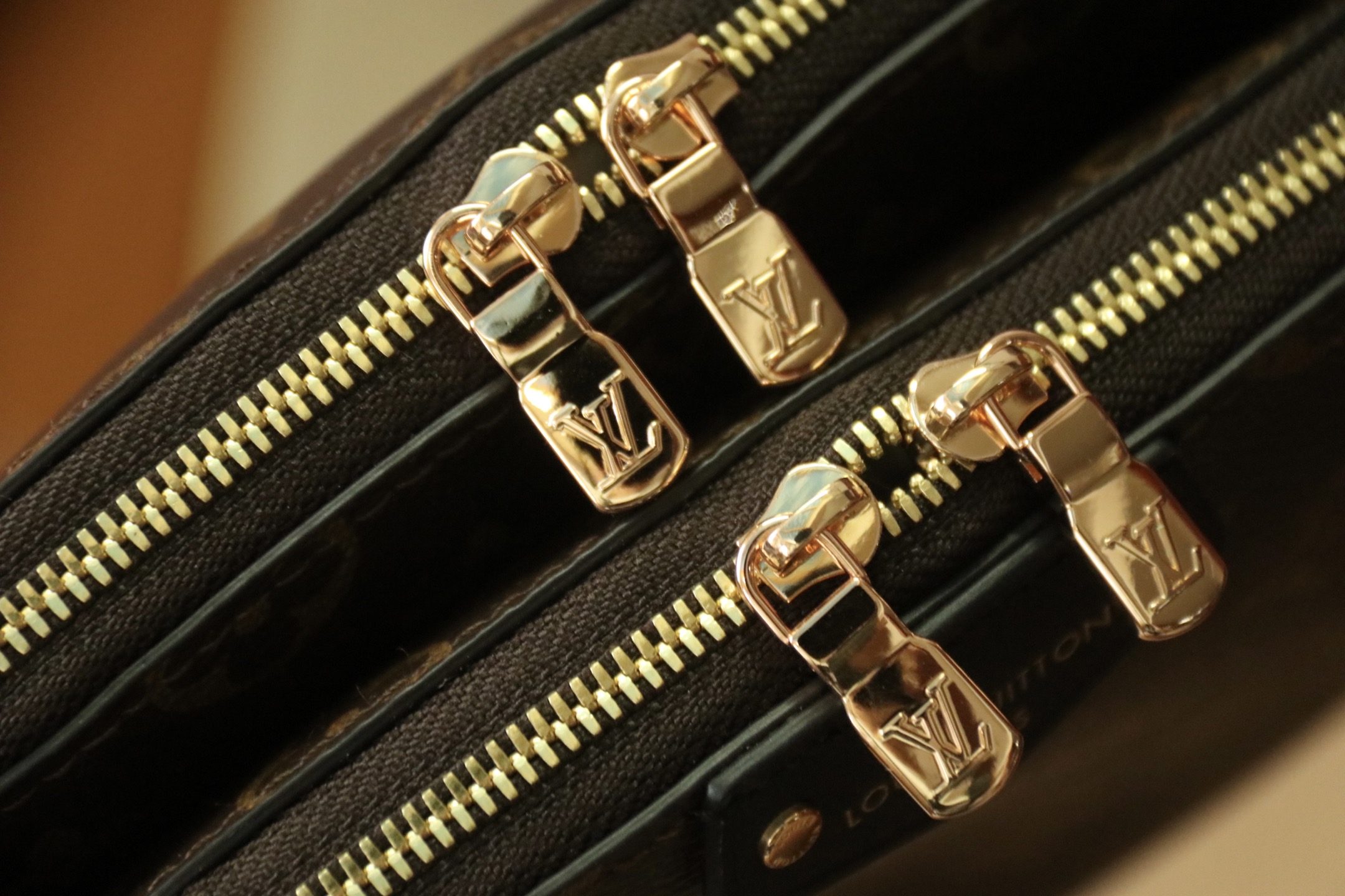 Louis Vuitton Hot New Product-194