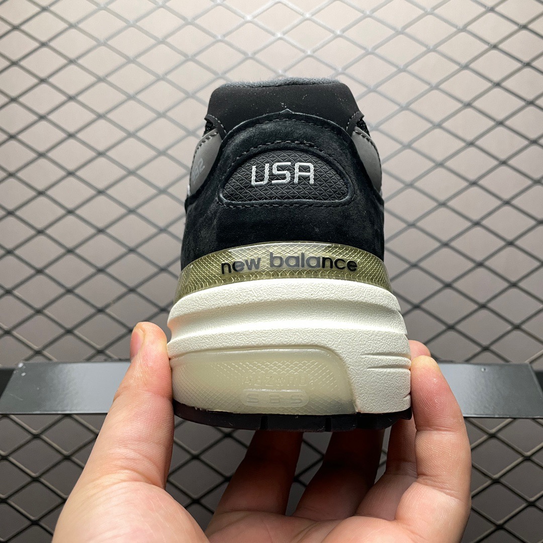 New Balance Sneakers-36