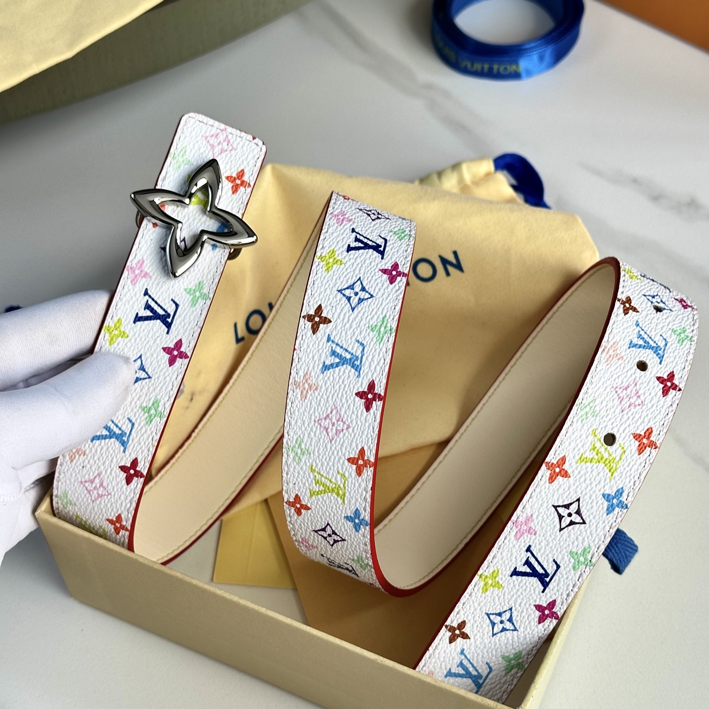 Lv belt-84