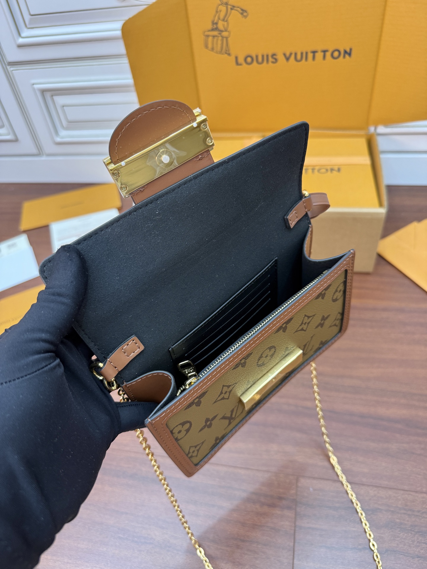 Louis Vuitton Hot New Product-76