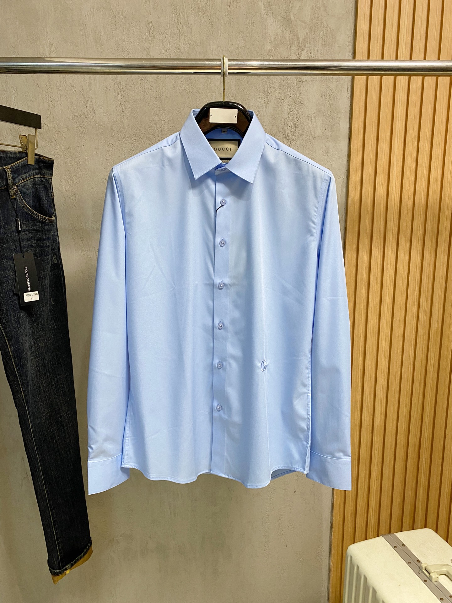 Gucci Clothing-139