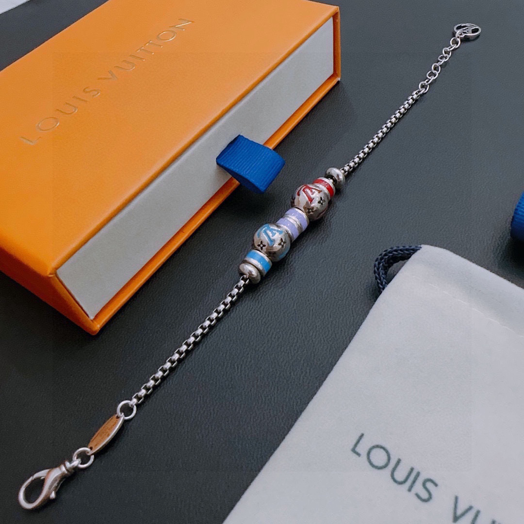LV Bracelet-26