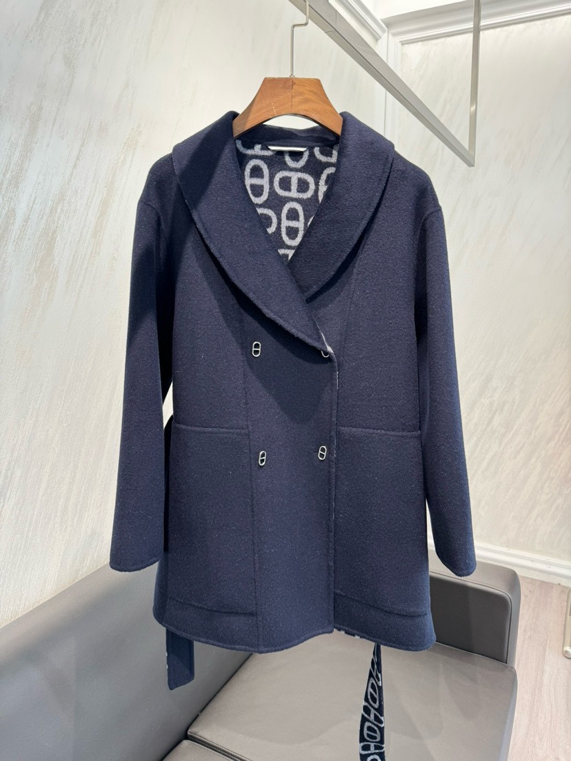 Hermes Clothing-318