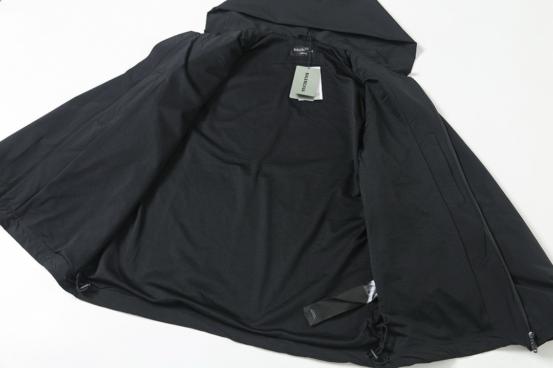 Balenciaga Clothing-329