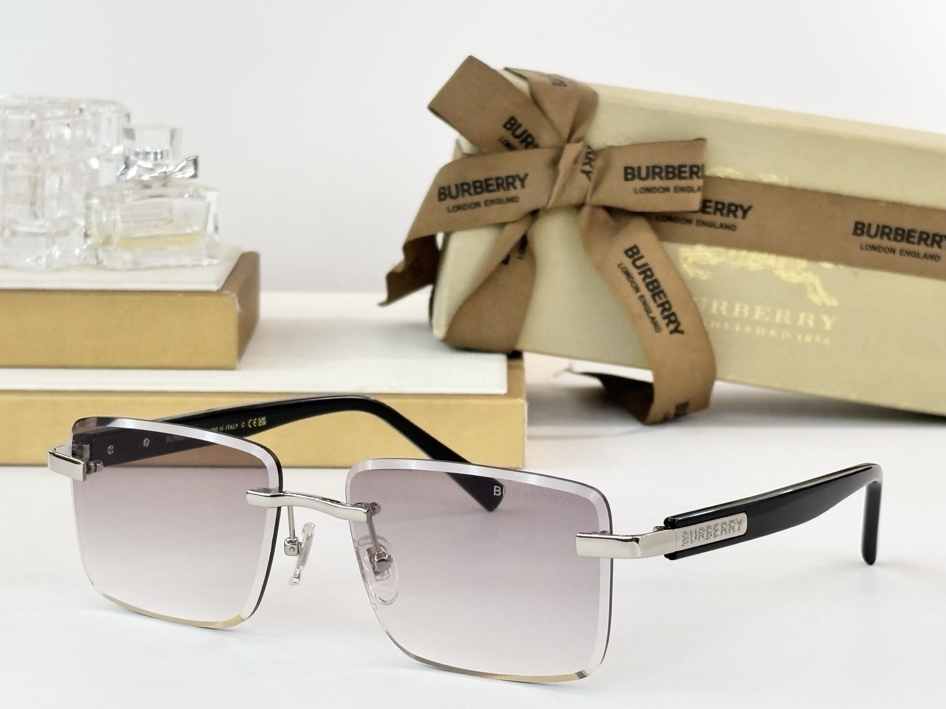 Burberry glasses-14