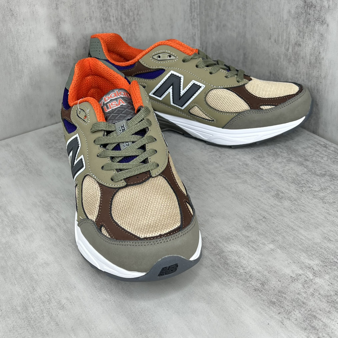 New Balance Sneakers-260
