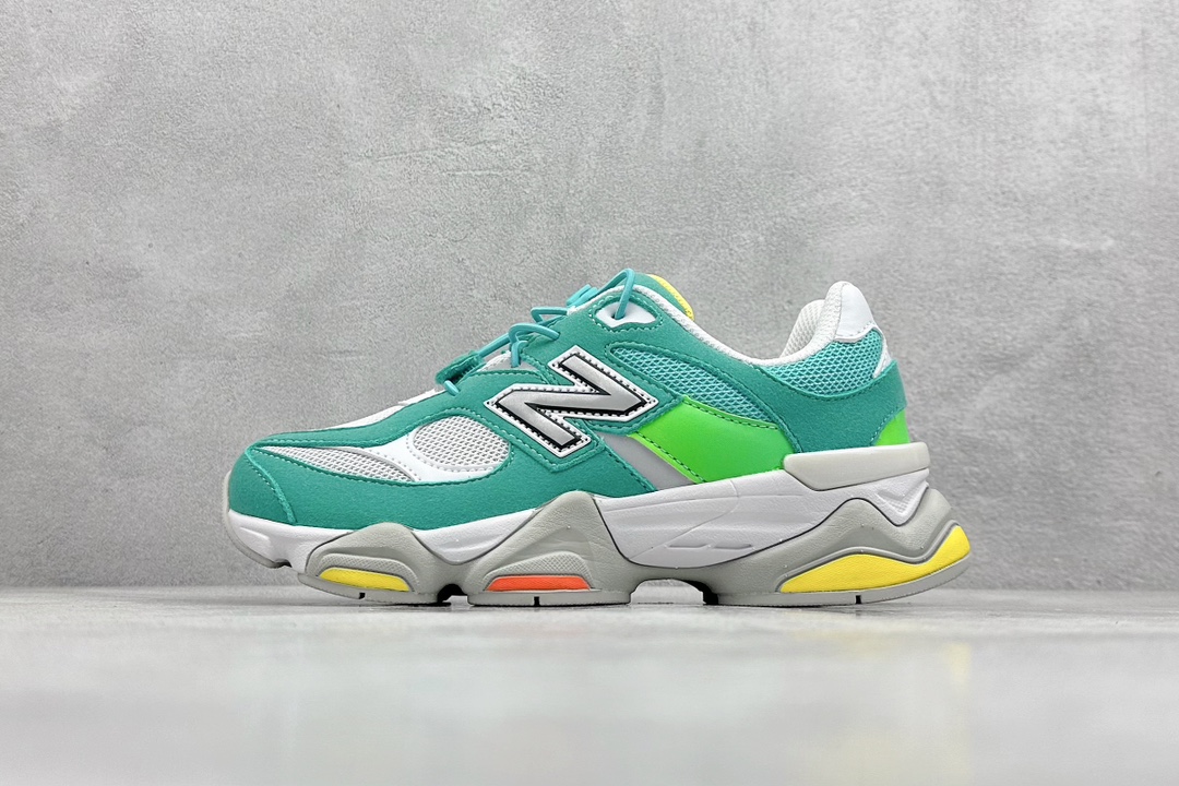 New Balance Sneakers-154