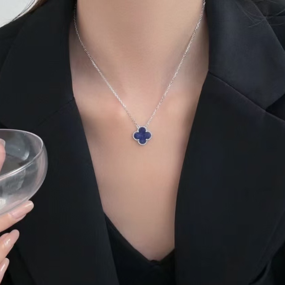 Van Cleef & Arpels necklace-142