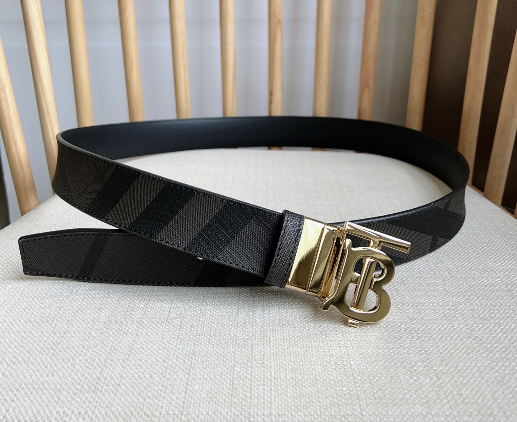 Burberry belt-59