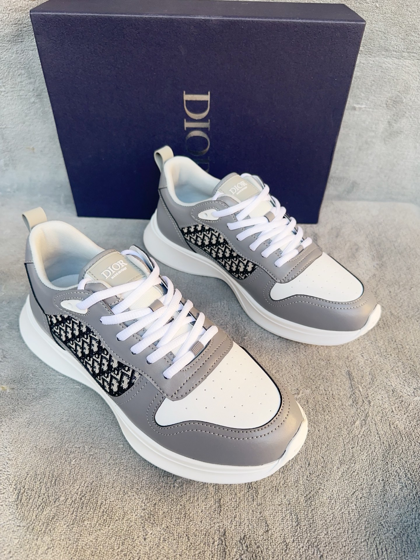 Dior Sneakers-176