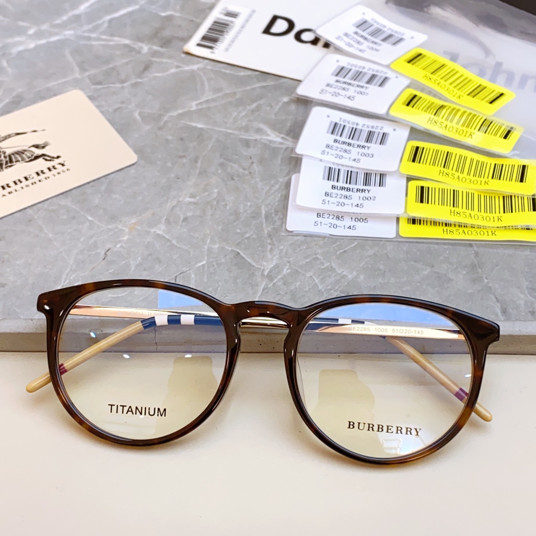Burberry glasses-30