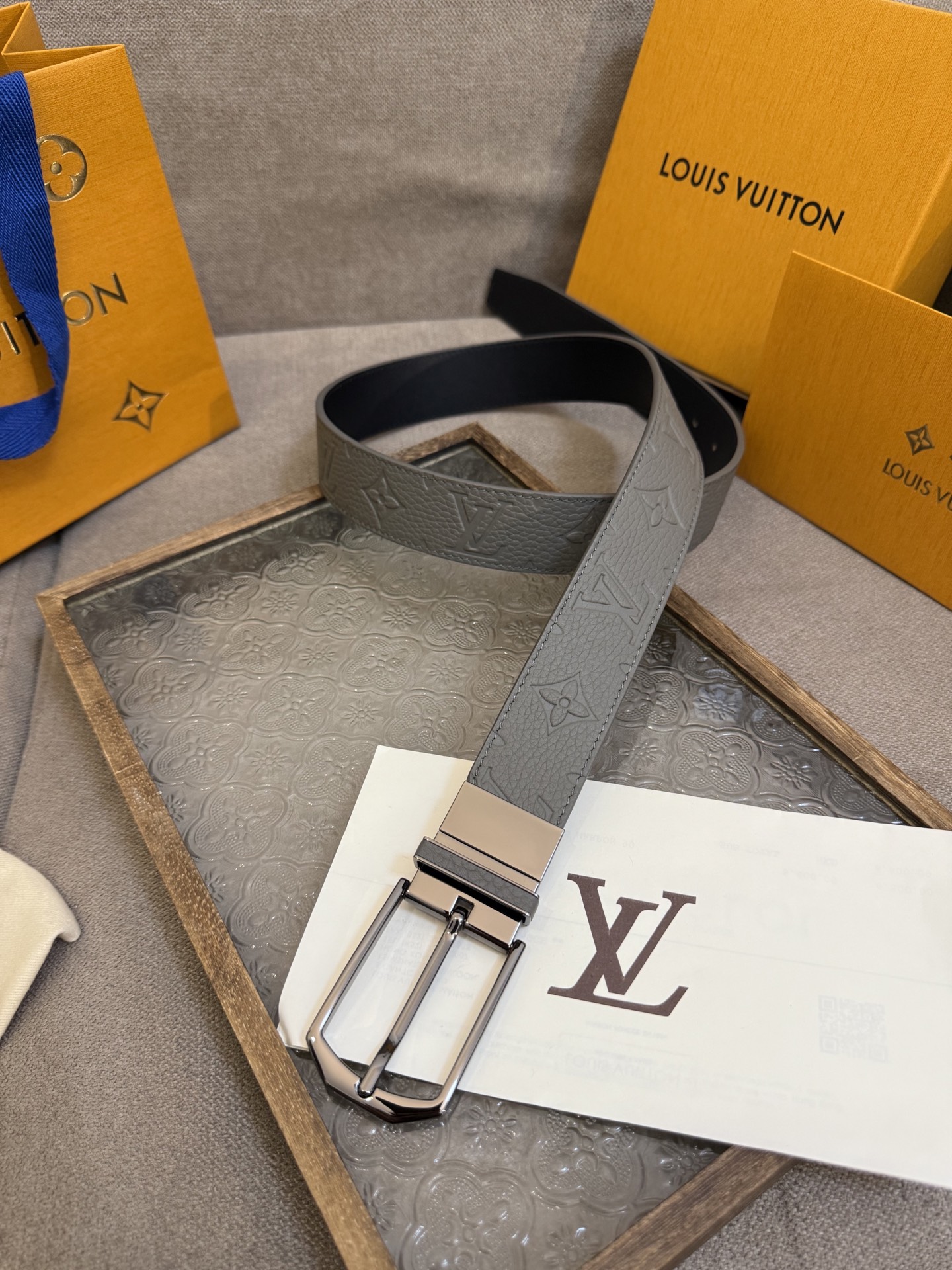 Lv belt-17