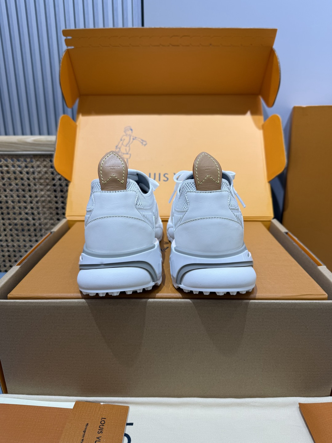 Lv Sneakers-167