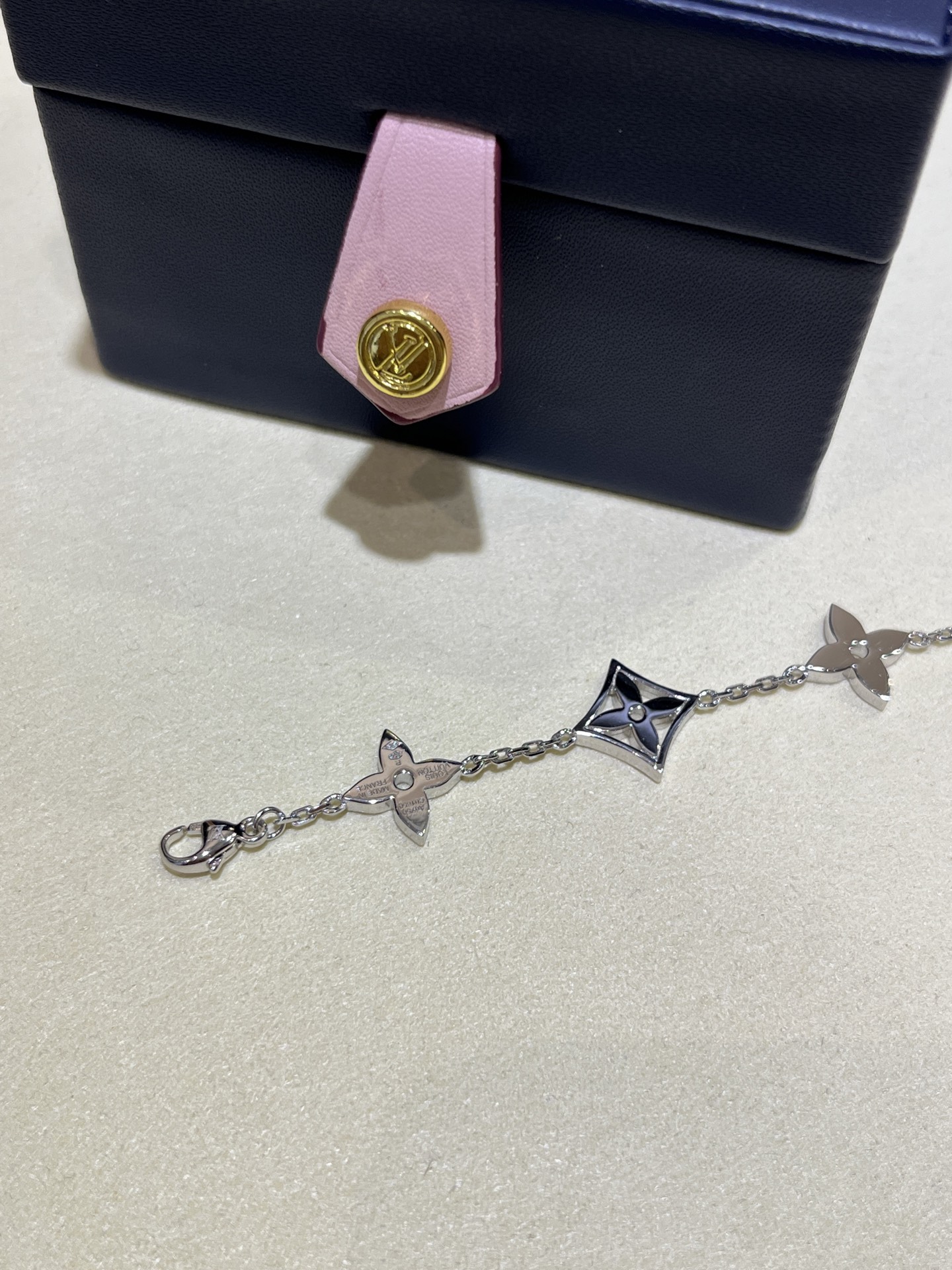 LV Bracelet-59