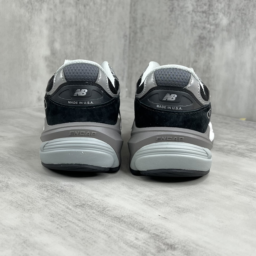 New Balance Sneakers-252