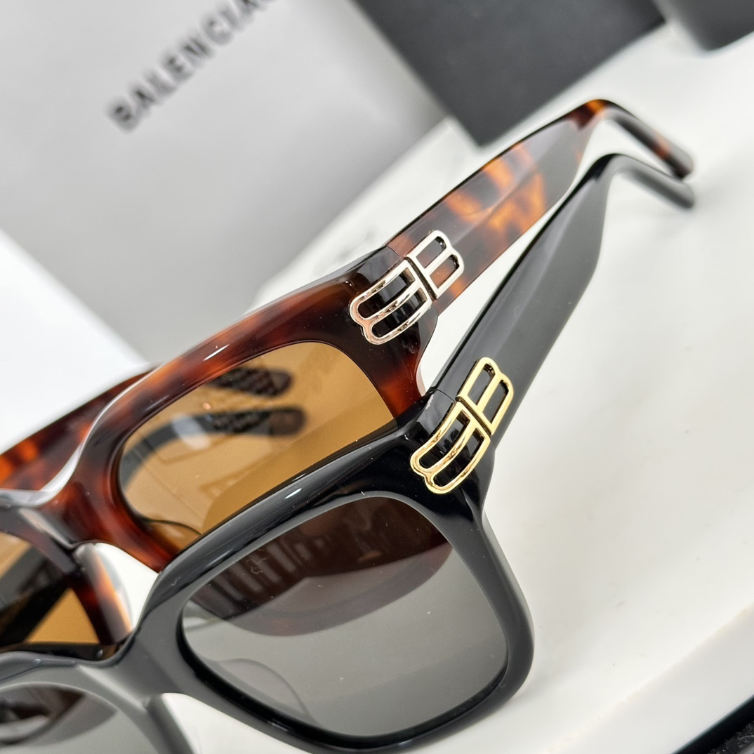 Balenciaga glasses-68