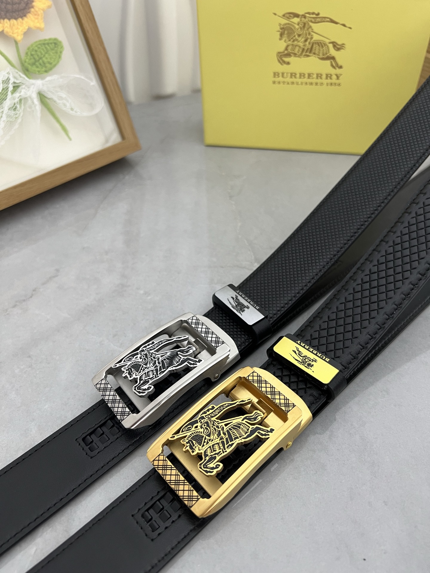 Burberry belt-52