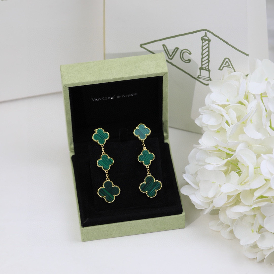 Van Cleef & Arpels earring-58