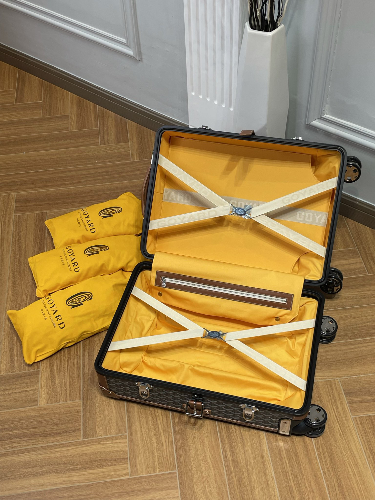 Goyard luggage-27