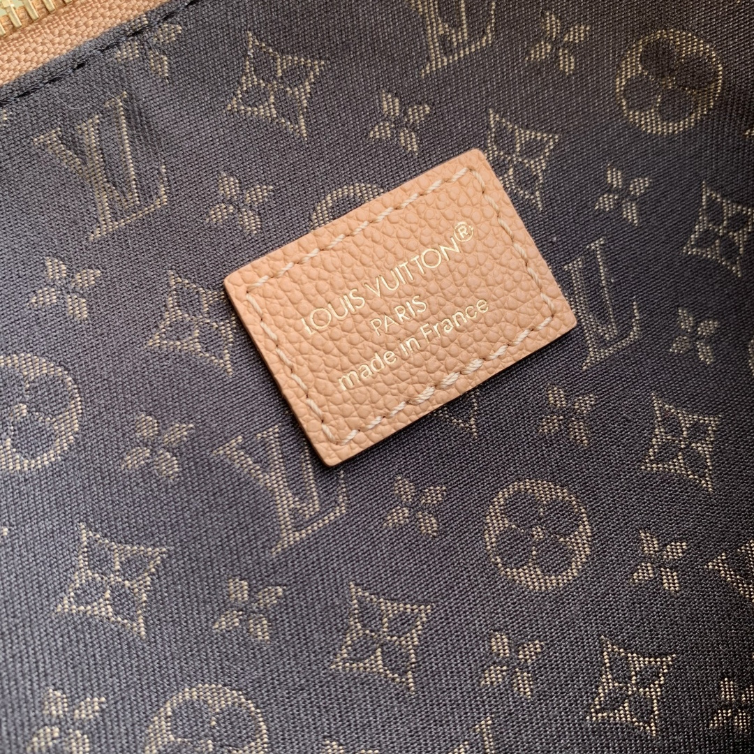 Louis Vuitton Hot New Product-132