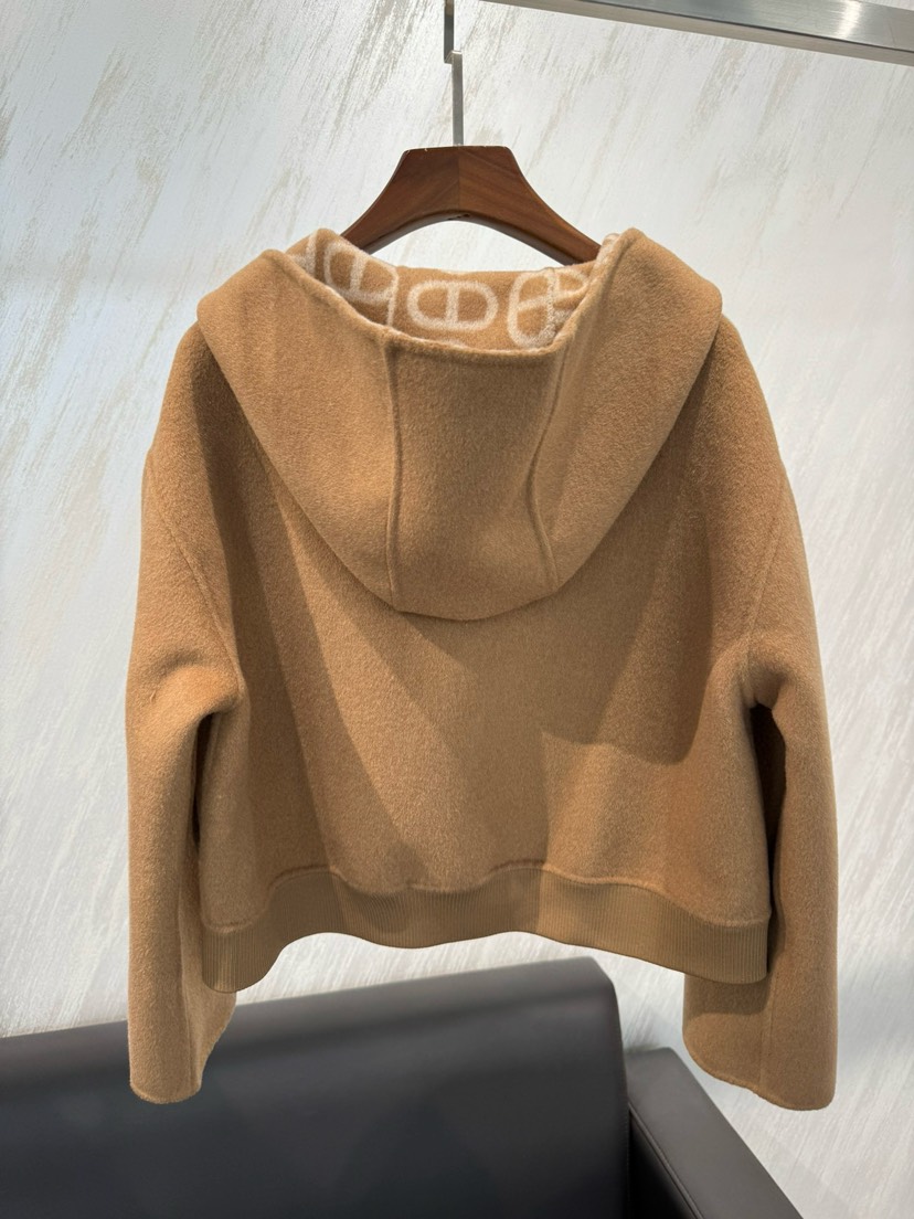 Hermes Clothing-322