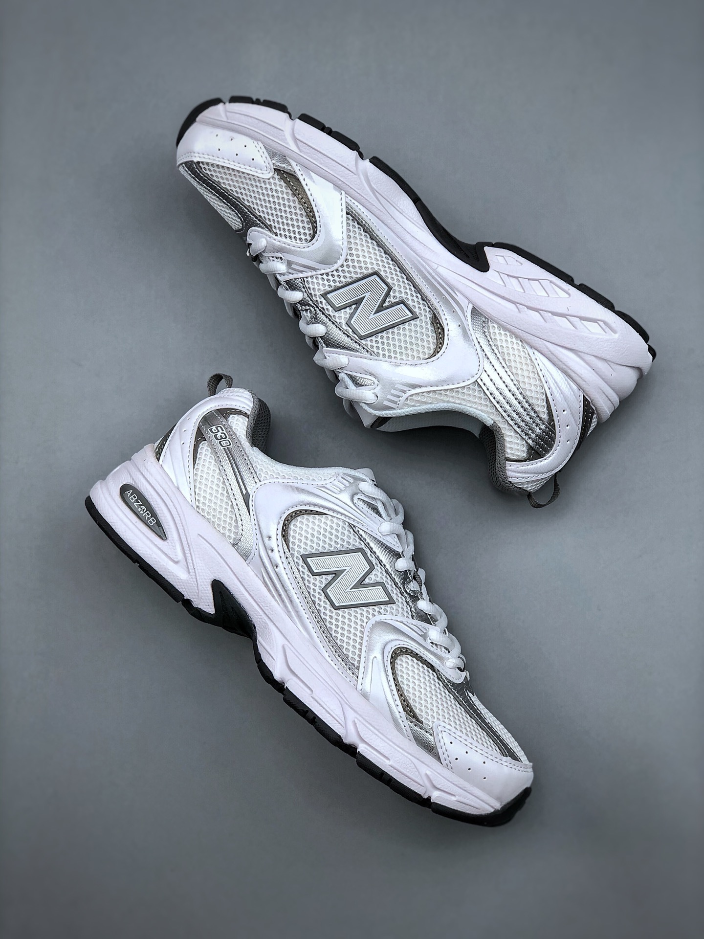 New Balance Sneakers-243