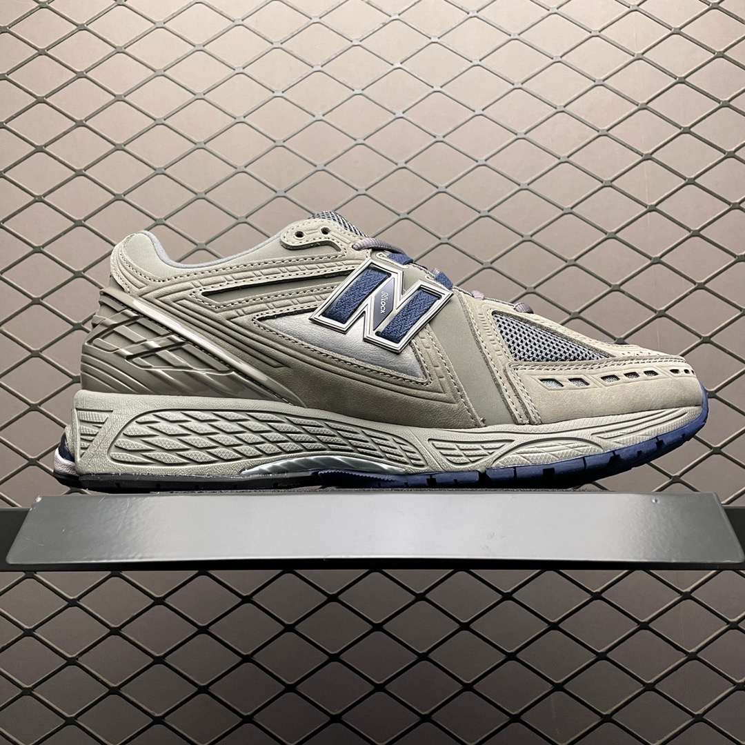 New Balance Sneakers-88