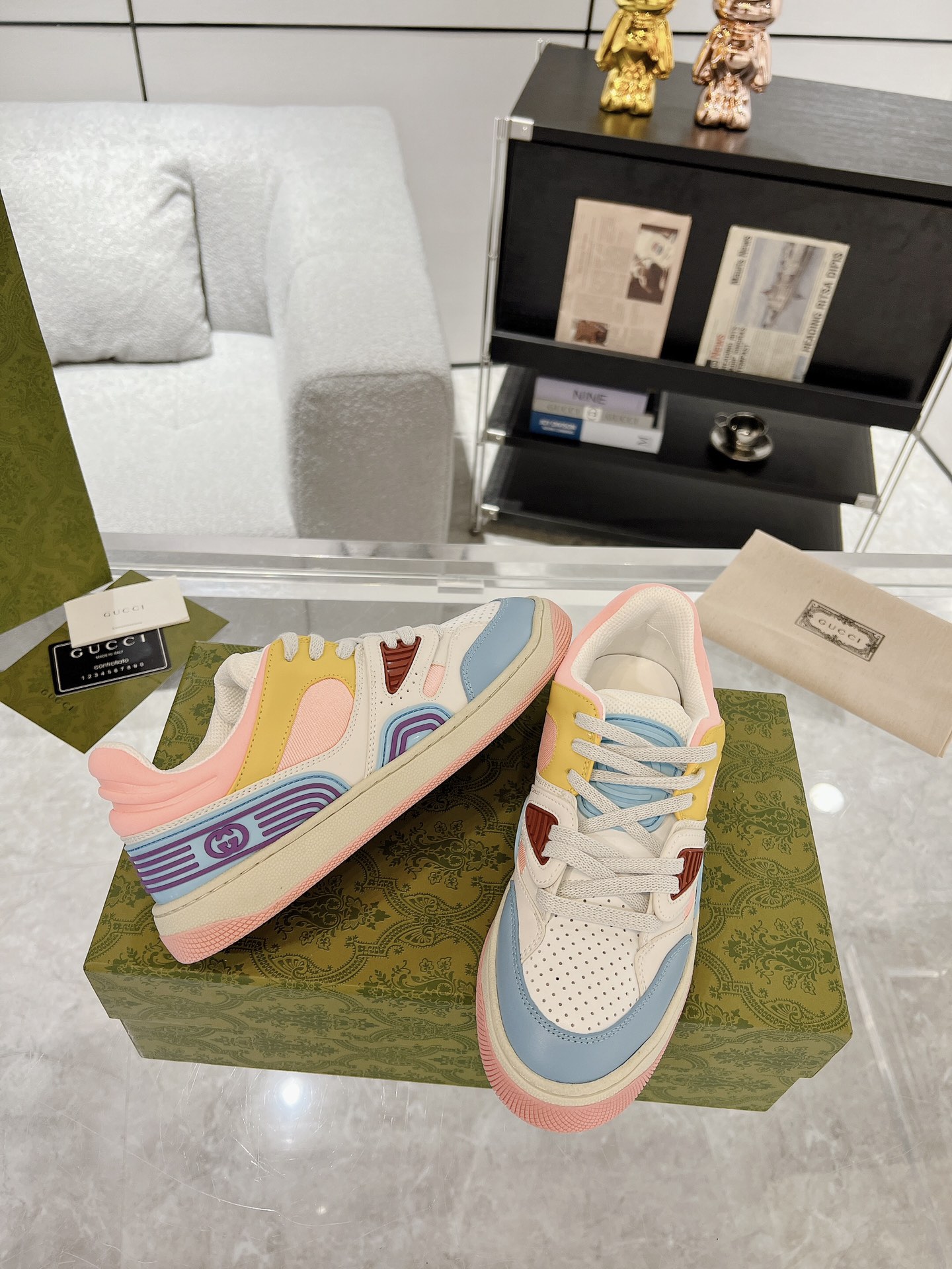Gucci Sneakers-148