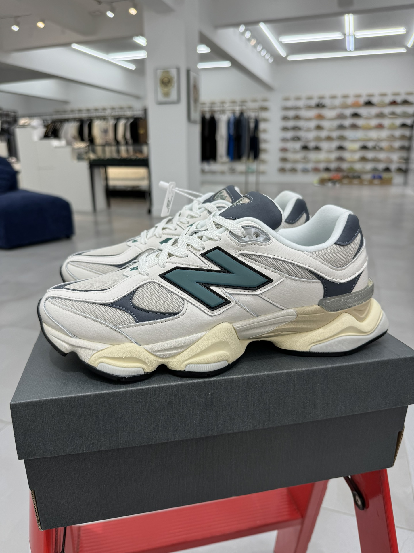 New Balance Sneakers-182
