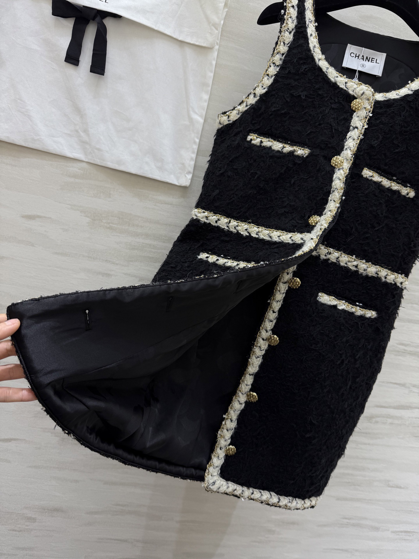 Chanel Clothing-162