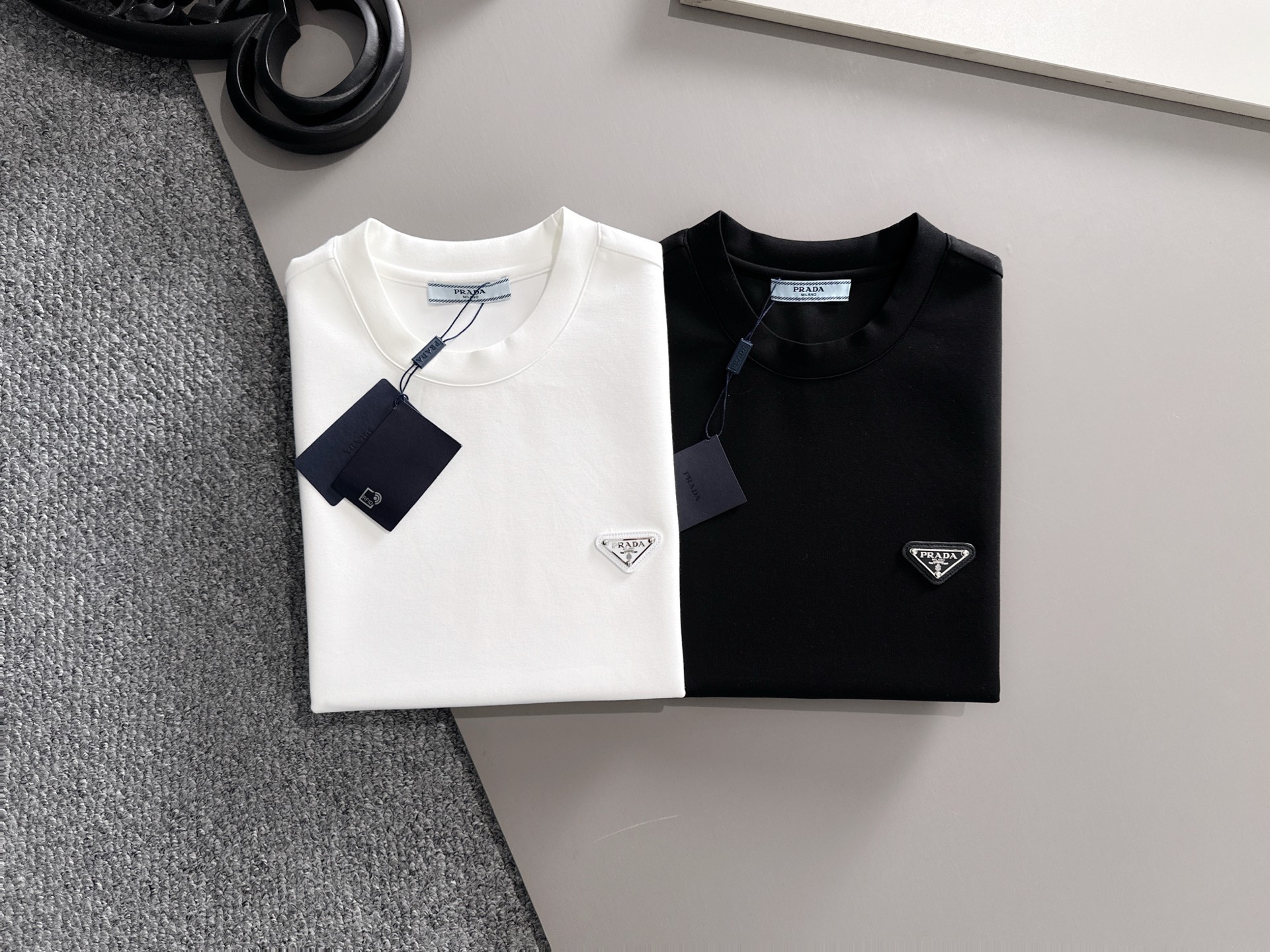 Prada Clothing-142