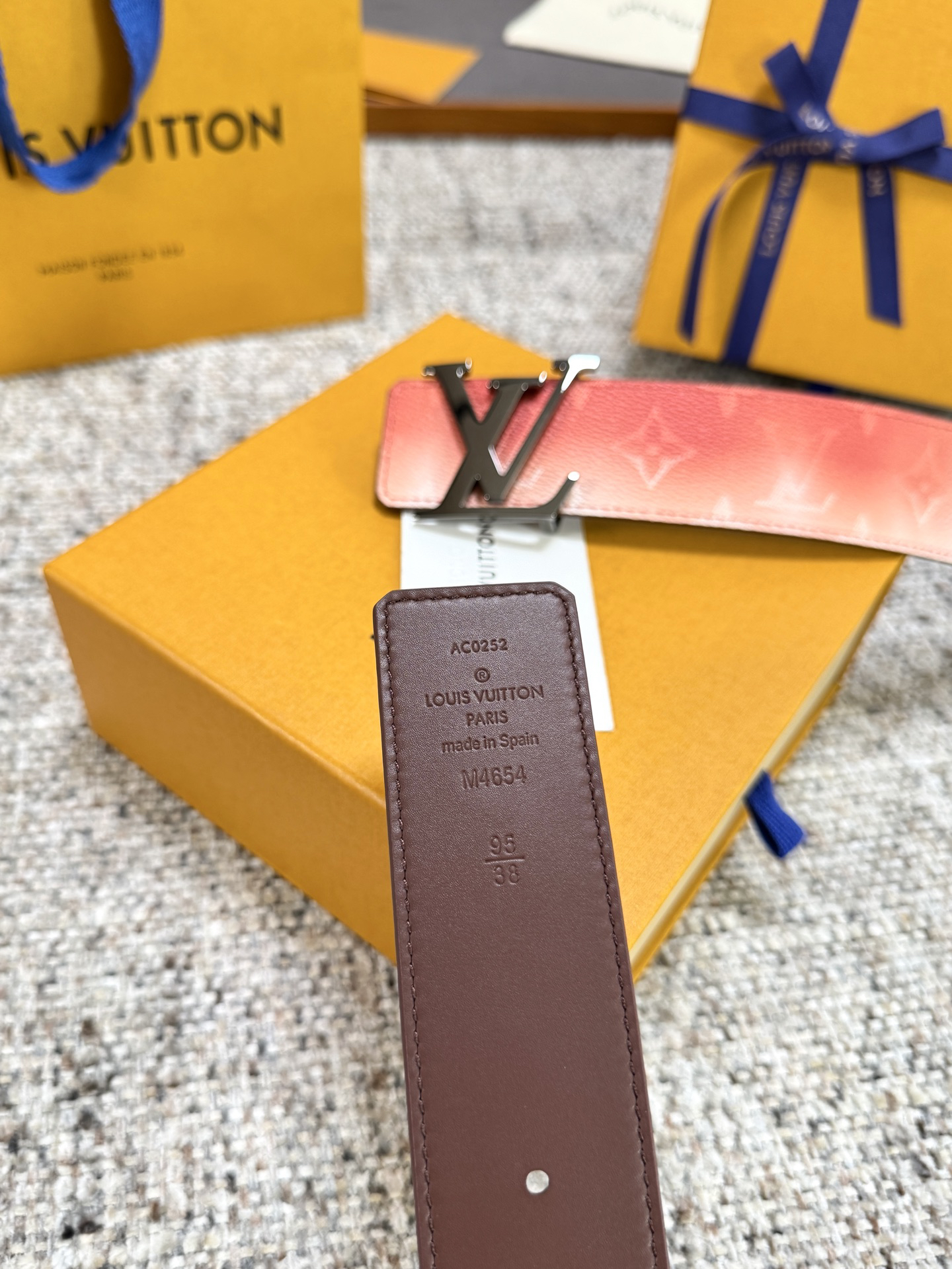 Lv belt-108
