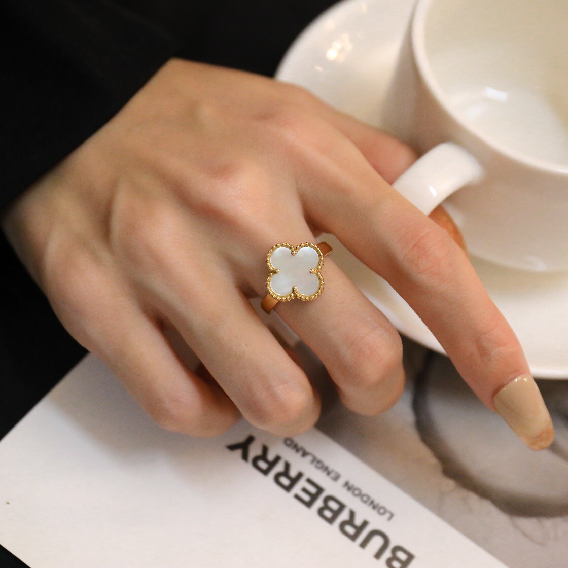 Van Cleef & Arpels ring-16