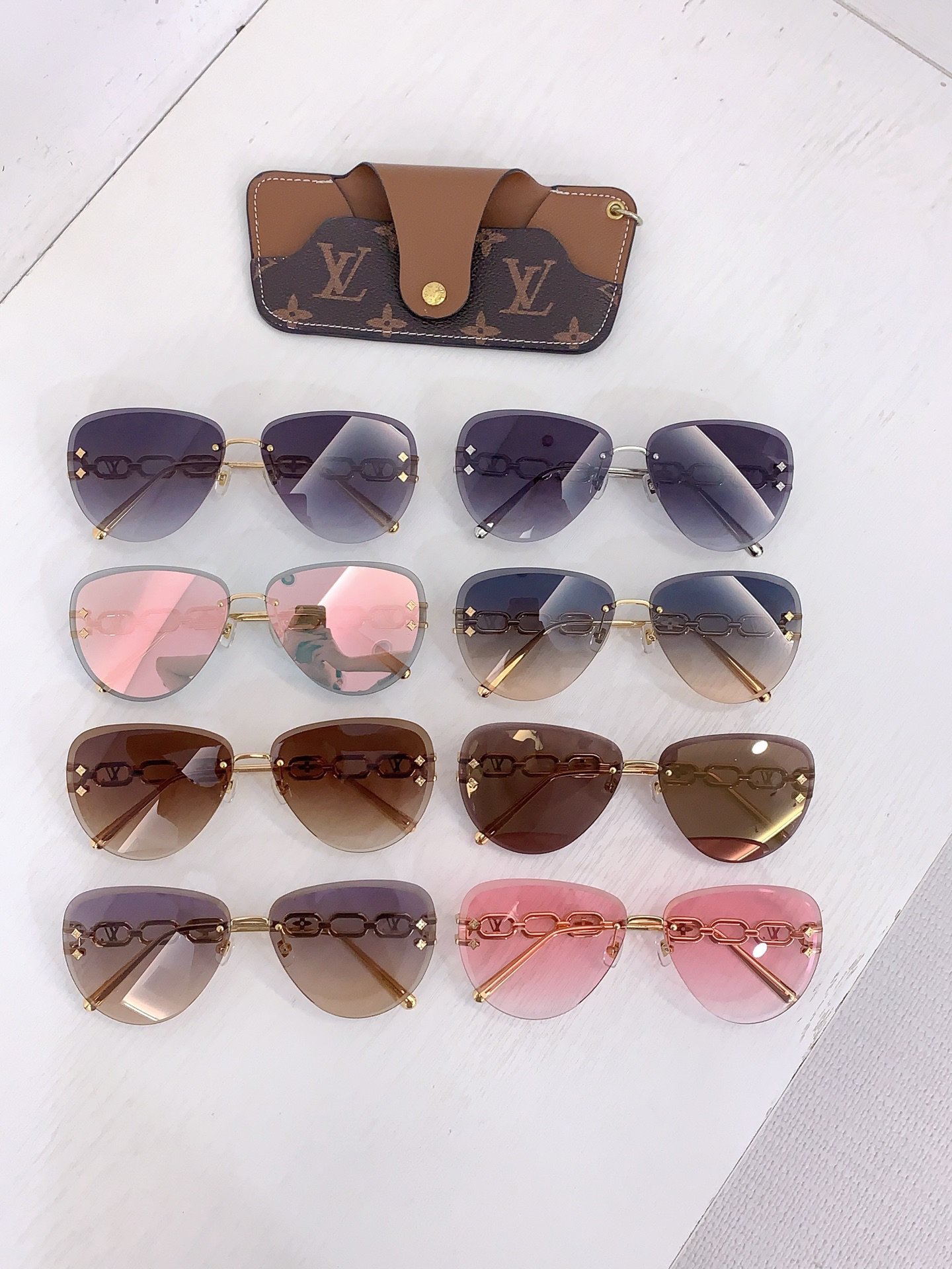 LV glasses-45