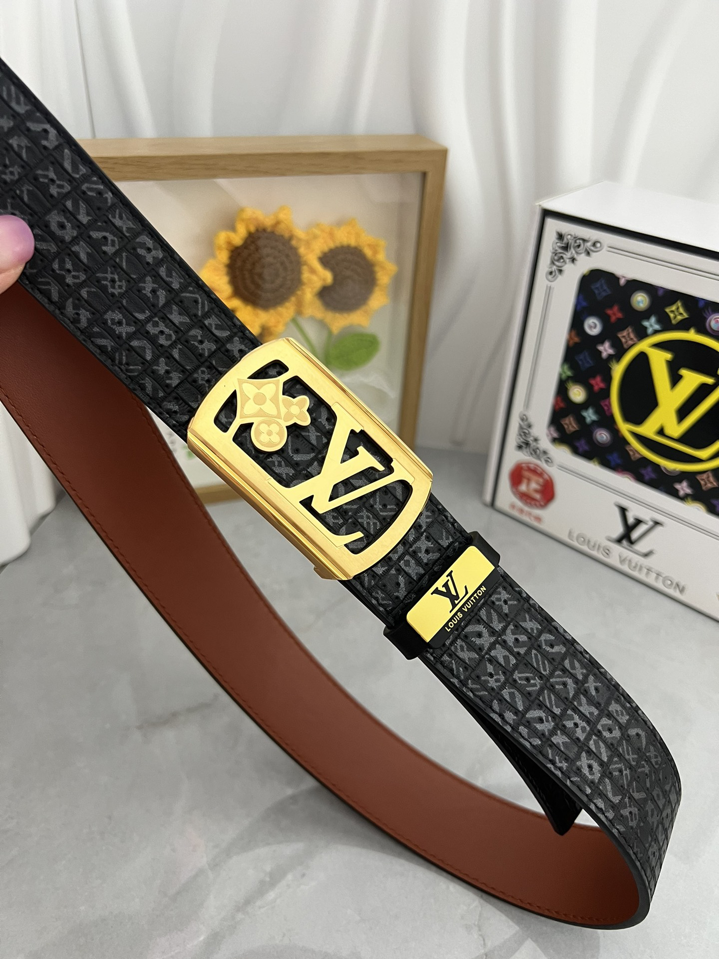Lv belt-11
